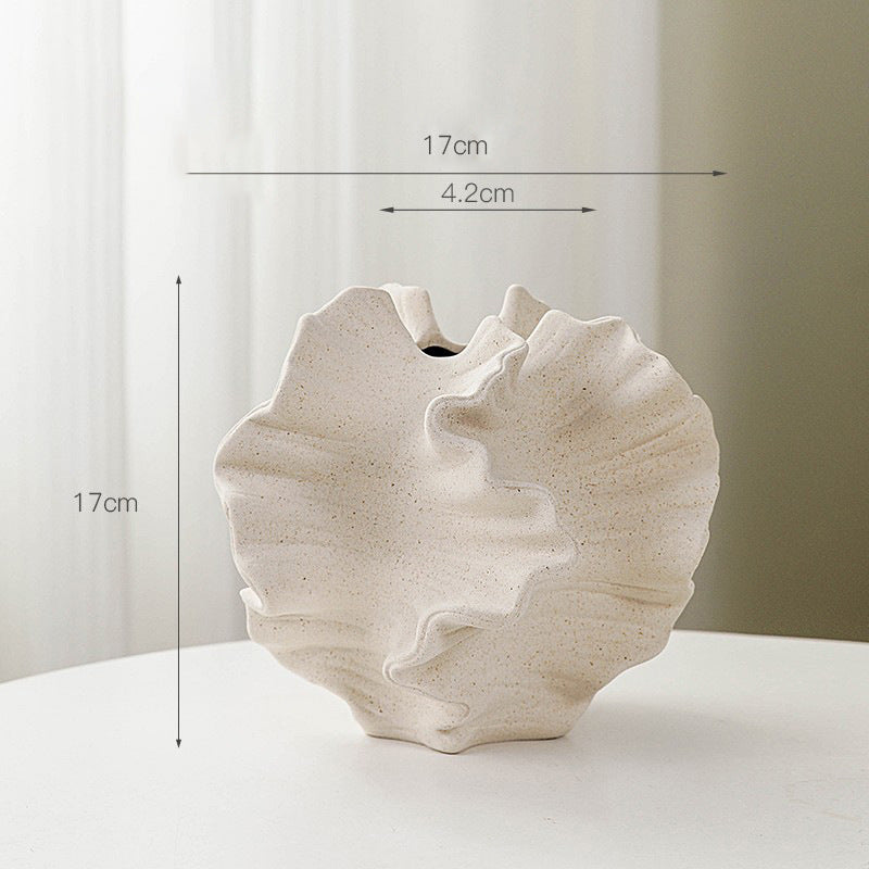 Vase en céramique blanche