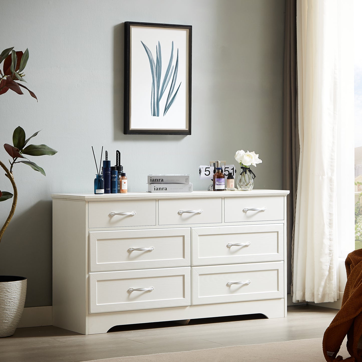 7-drawer chest of drawers.