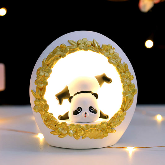 Small lamp with panda